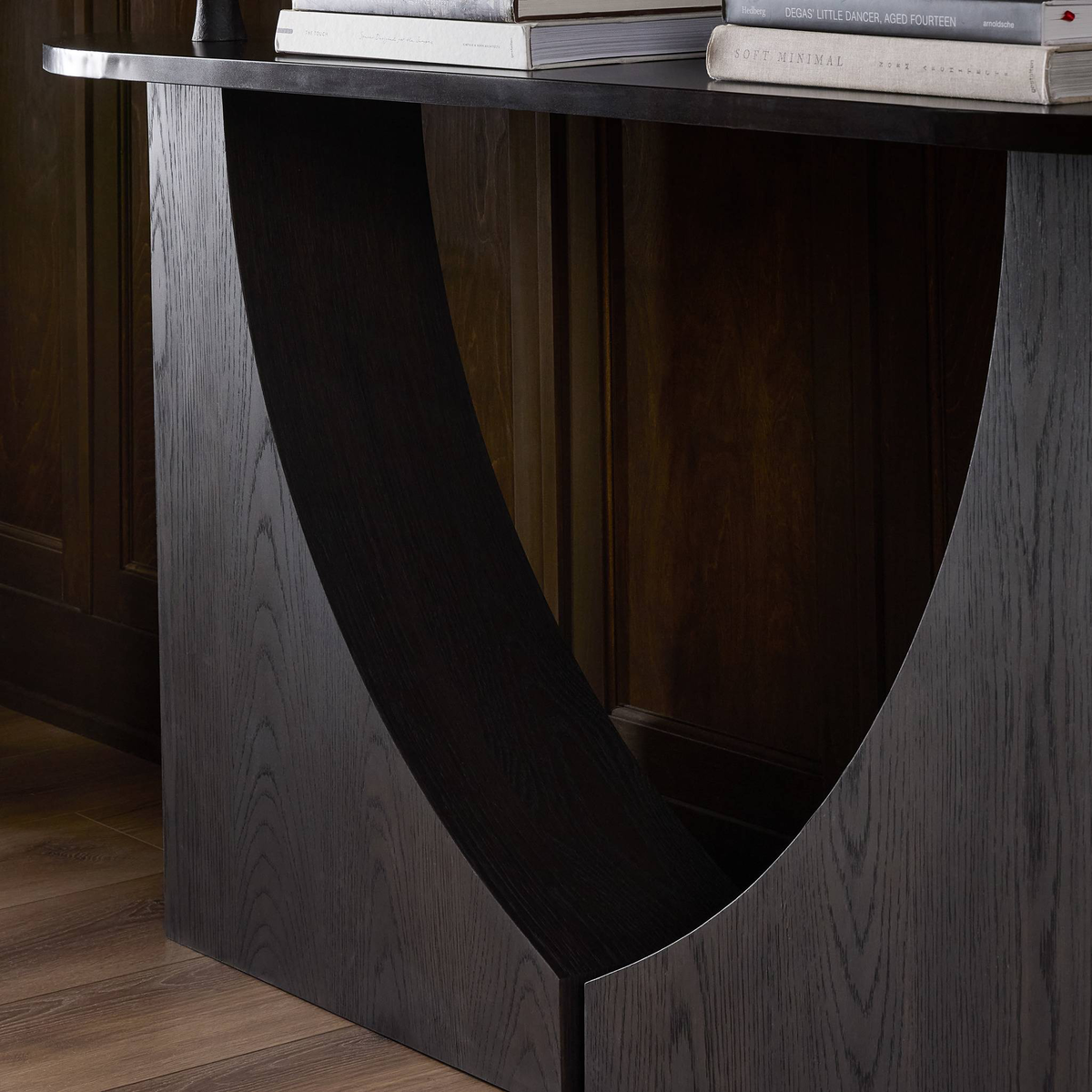 Maly Console Table