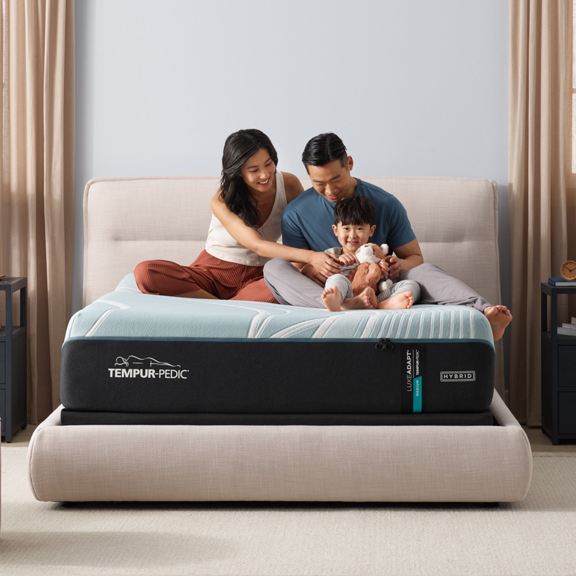 Tempur-Pedic® LuxeAdapt® Medium Hybrid