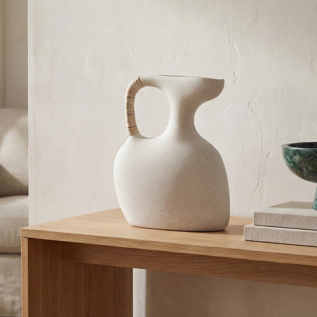 Vila 13In Sculptural Vessel by Moe's Home