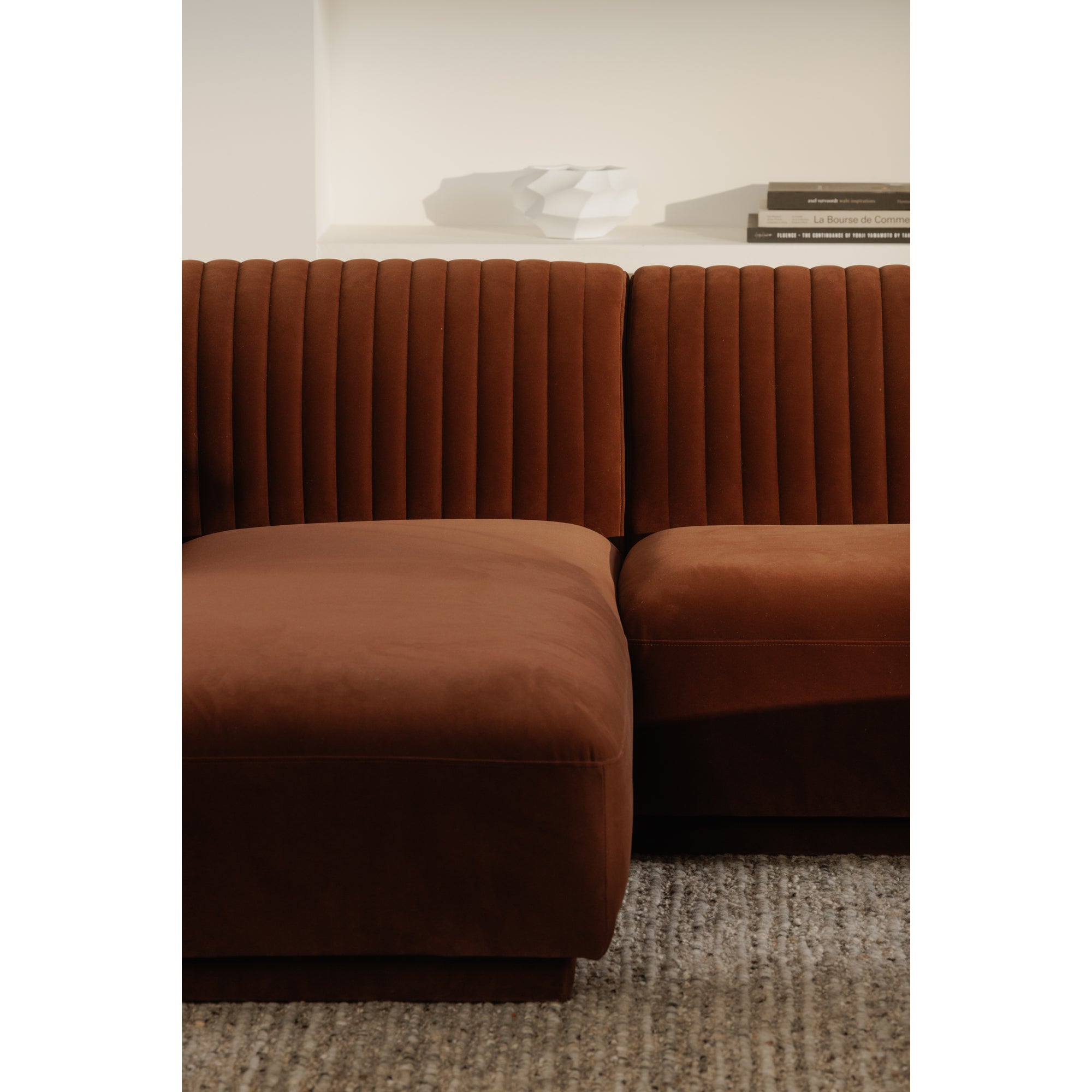 Zandro Left Sectional Warm Brown