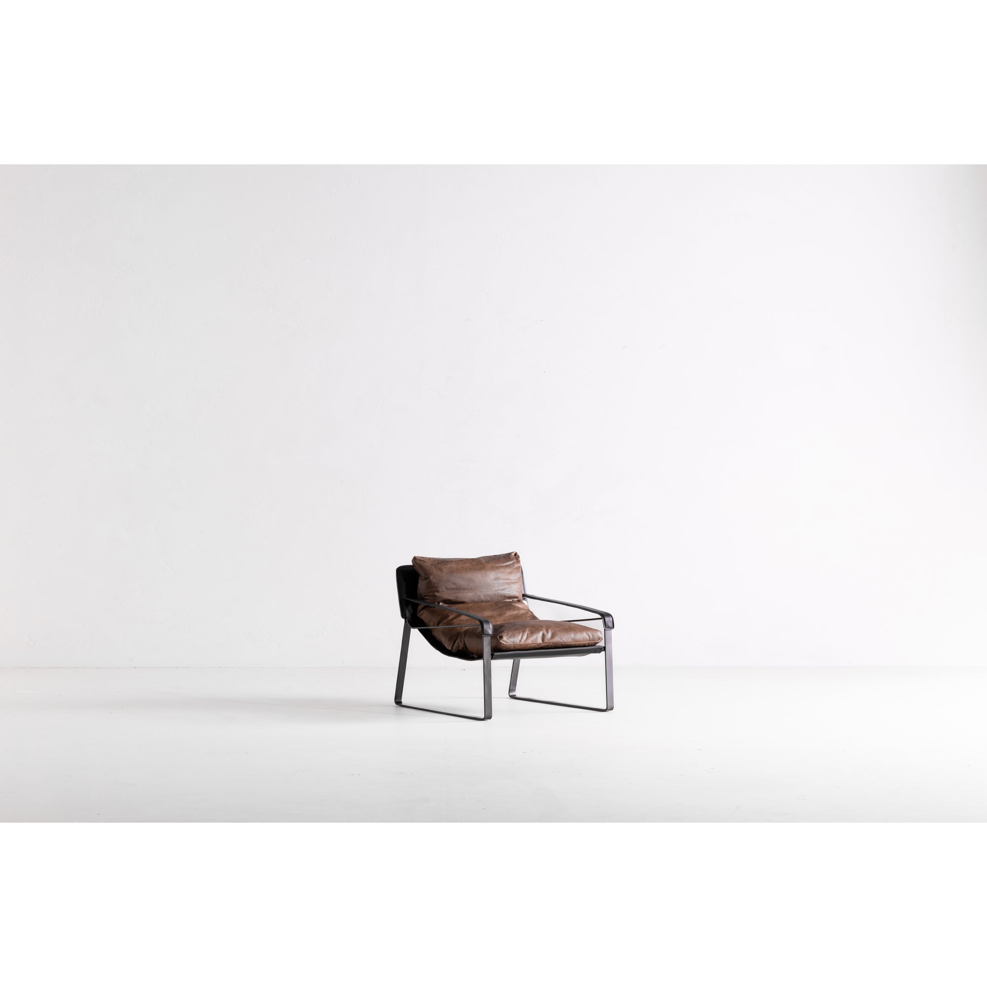 Connor Club Chair Open Road Brown Leather by Moe's Home