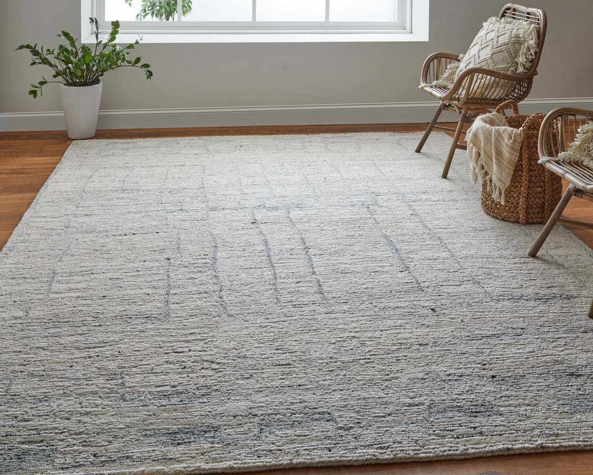 Navaro 8913F Ivory/Gray Rug by Feizy