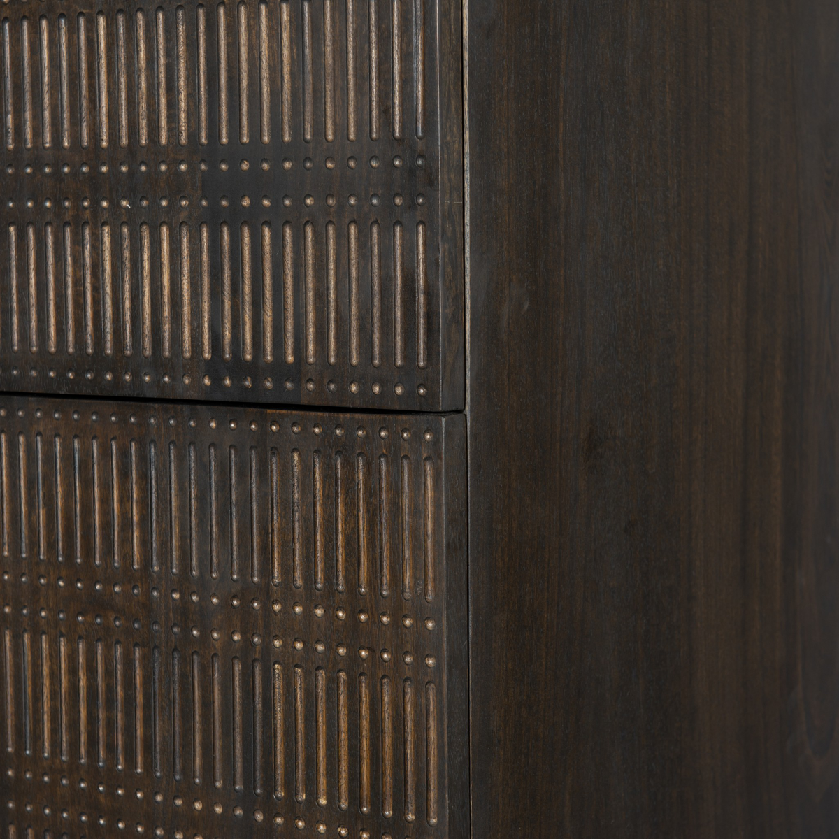 #color_carved-vintage-brown