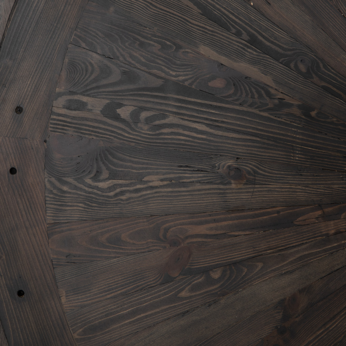 #color_light-brushed-parawood