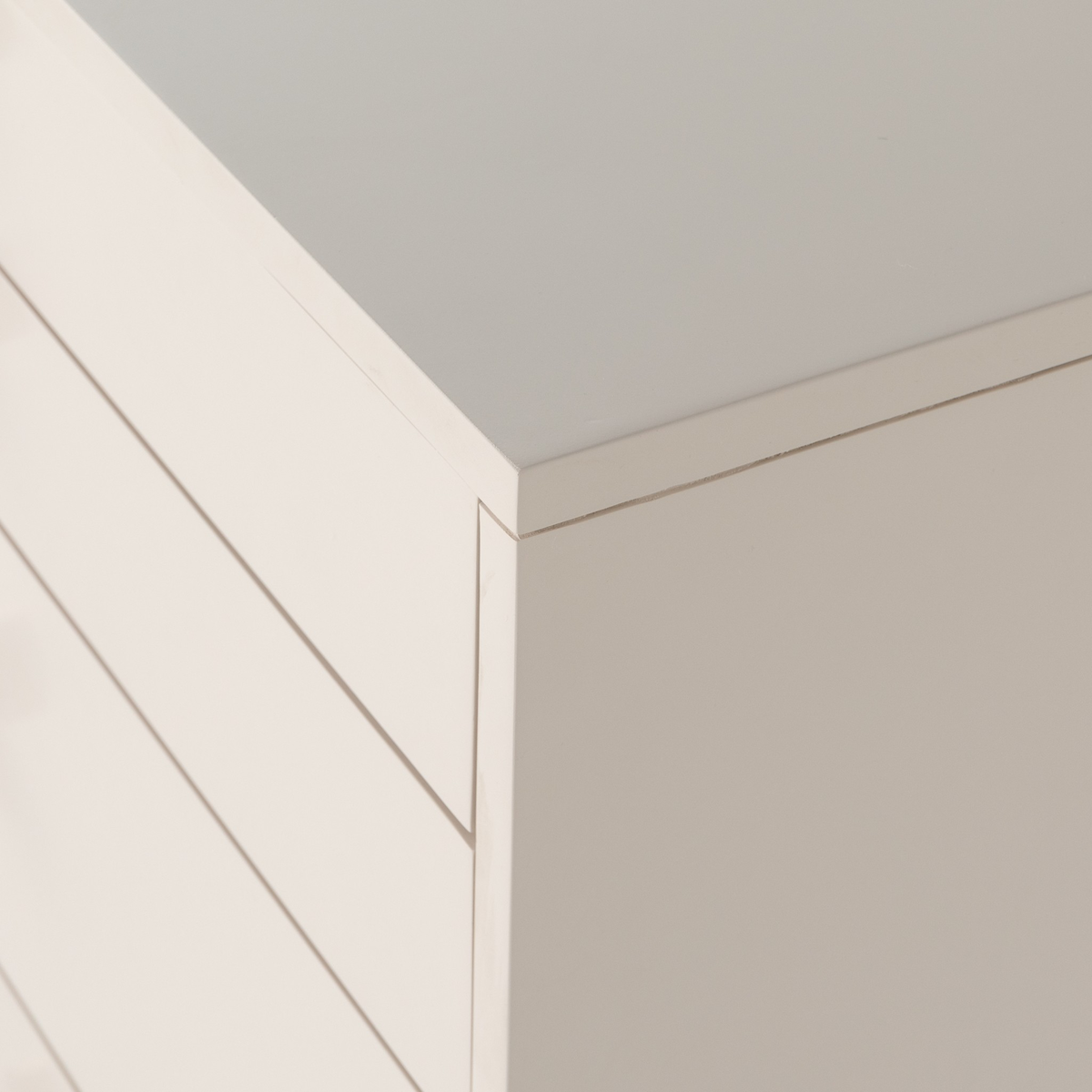 #color_matte-alabaster