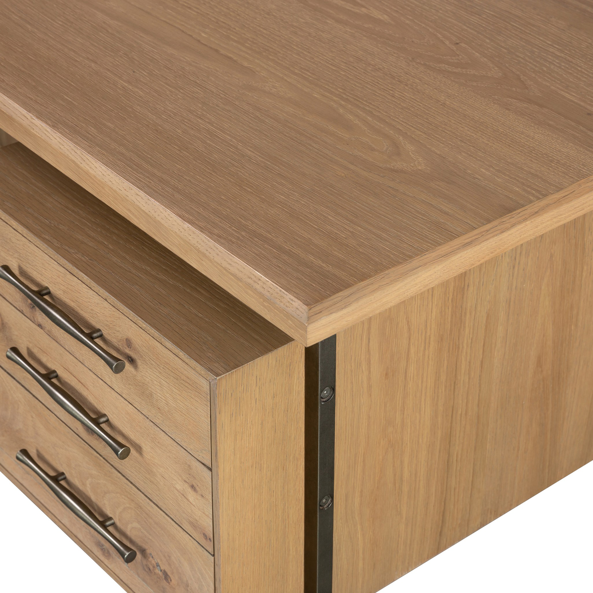 #color_natural-resawn-oak