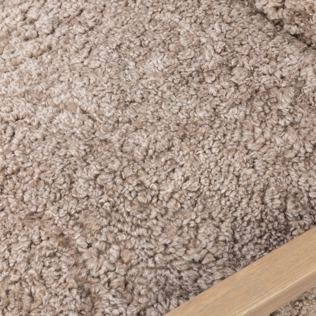 #color_taupe-shearling