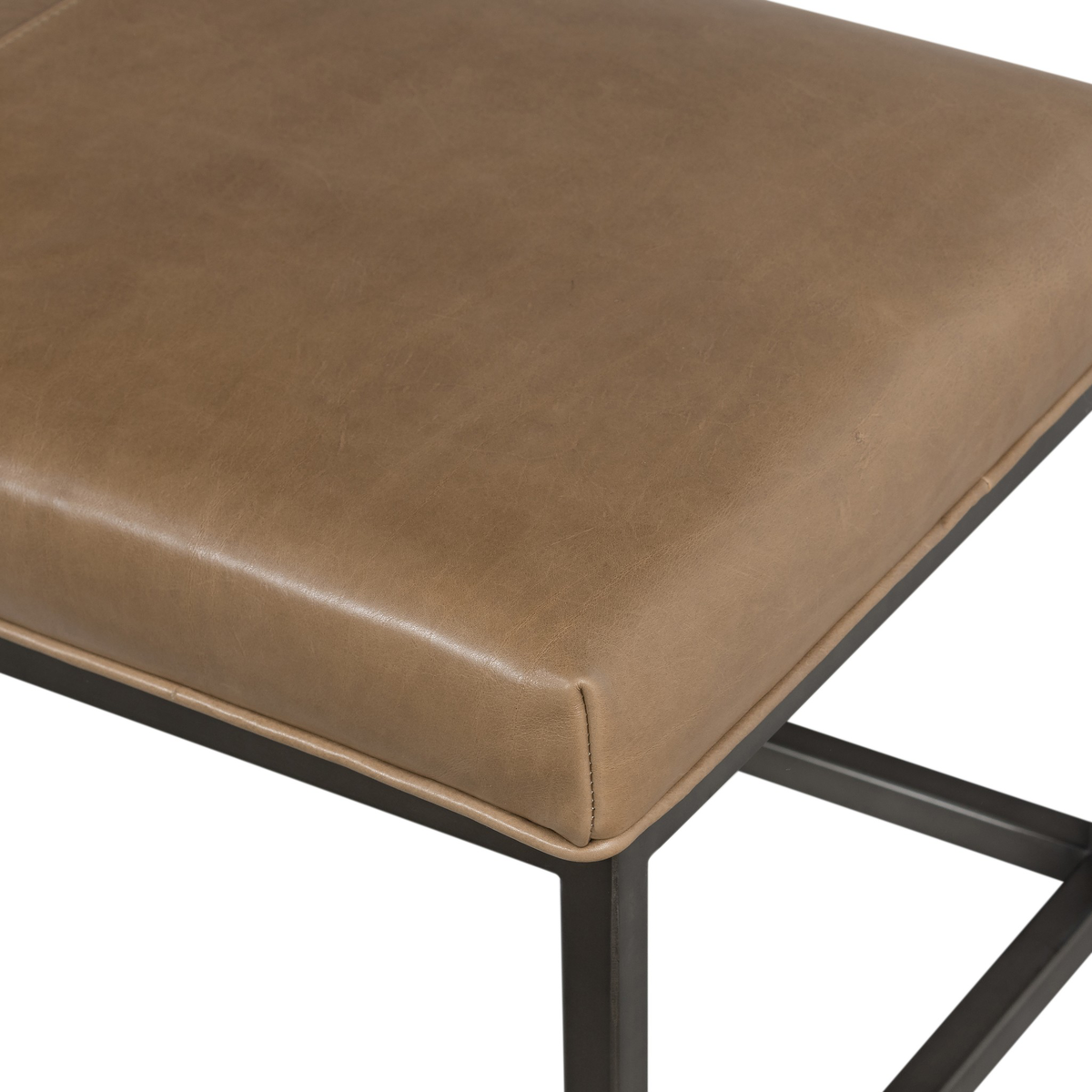 #color_dakota-warm-taupe