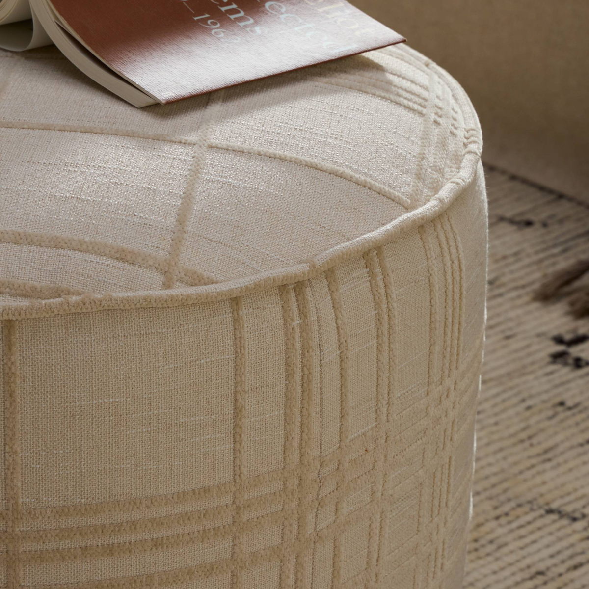 #color_sheffield-ivory