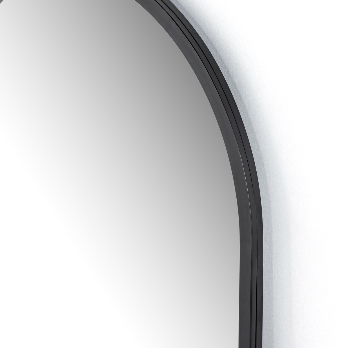 #color_matte-black
