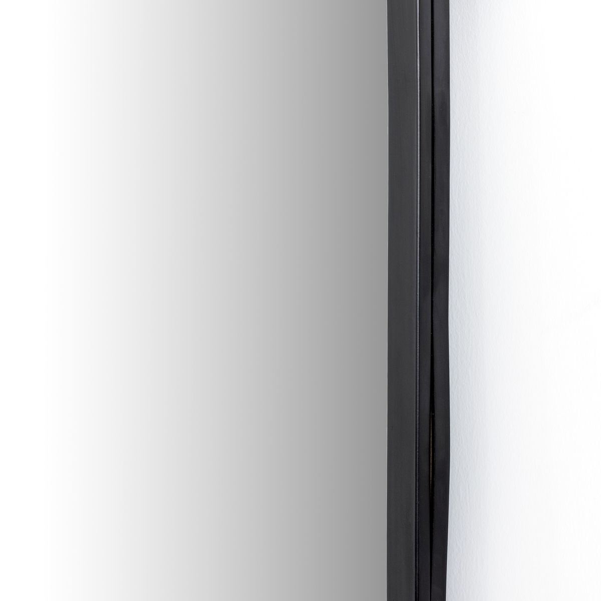 #color_matte-black