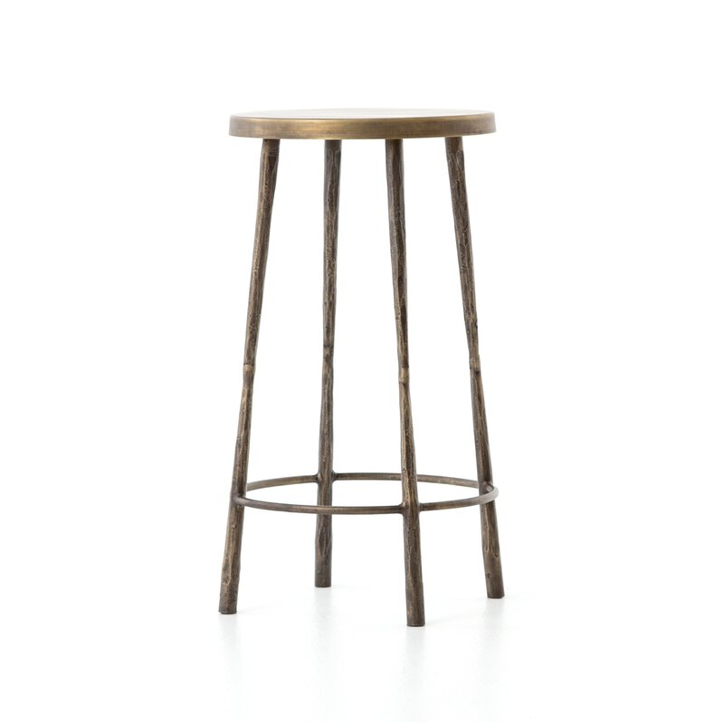 #color_tapered-hammered-aged-brass