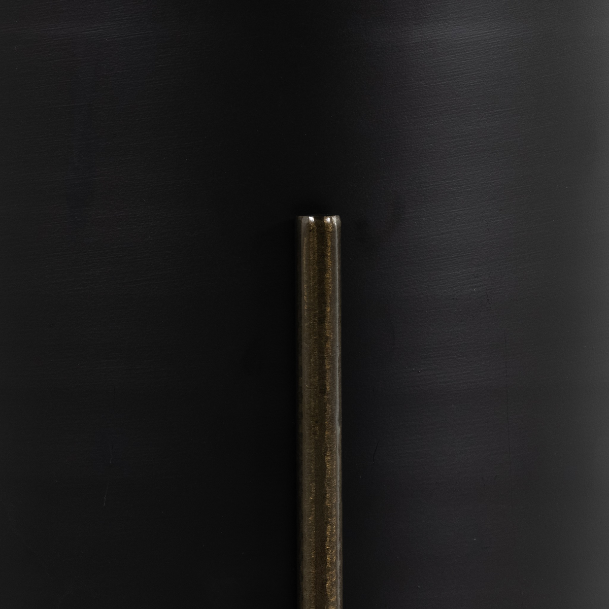 #color_iron-matte-black