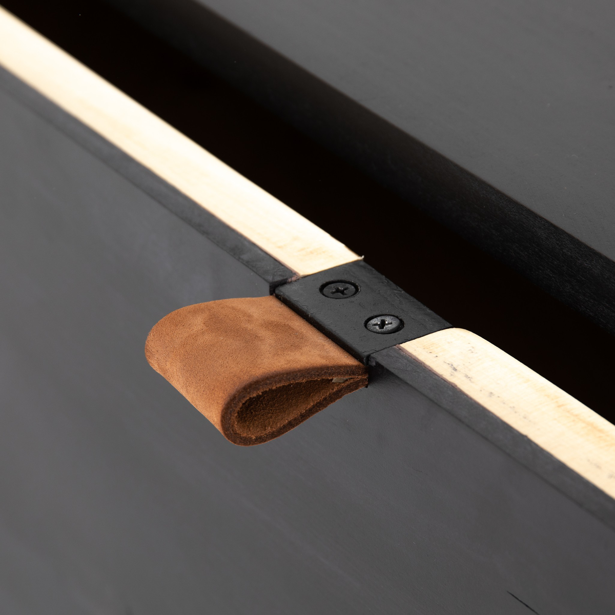 #color_black-wash-poplar
