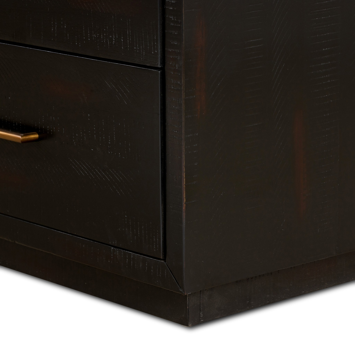 #color_burnished-black