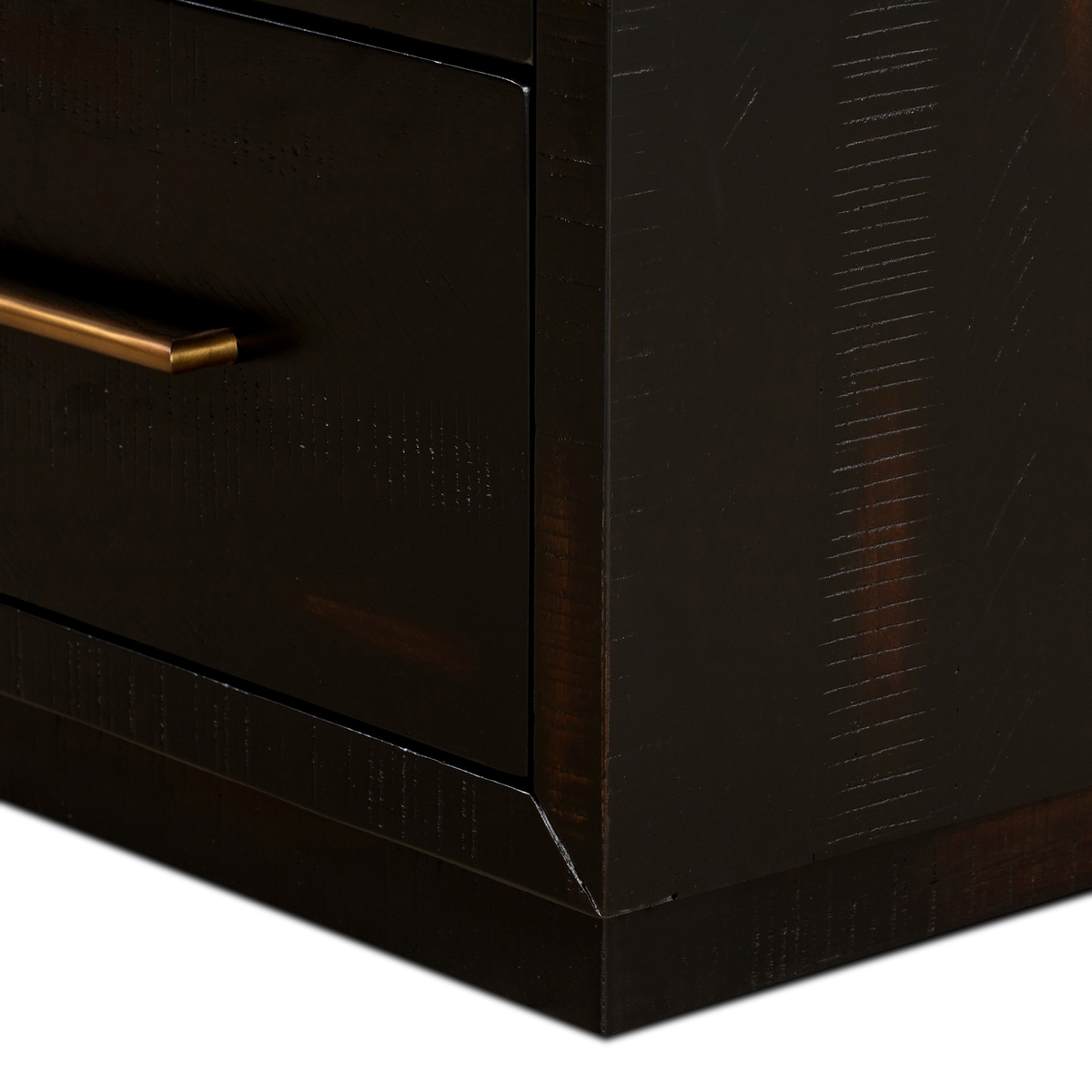 #color_burnished-black