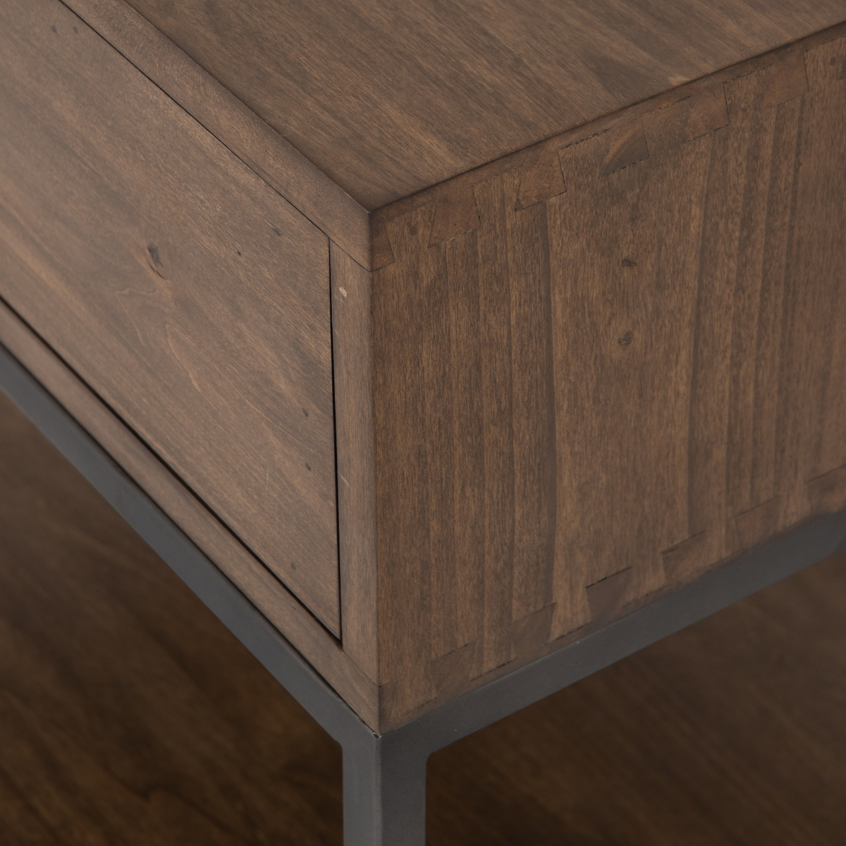 #color_auburn-poplar