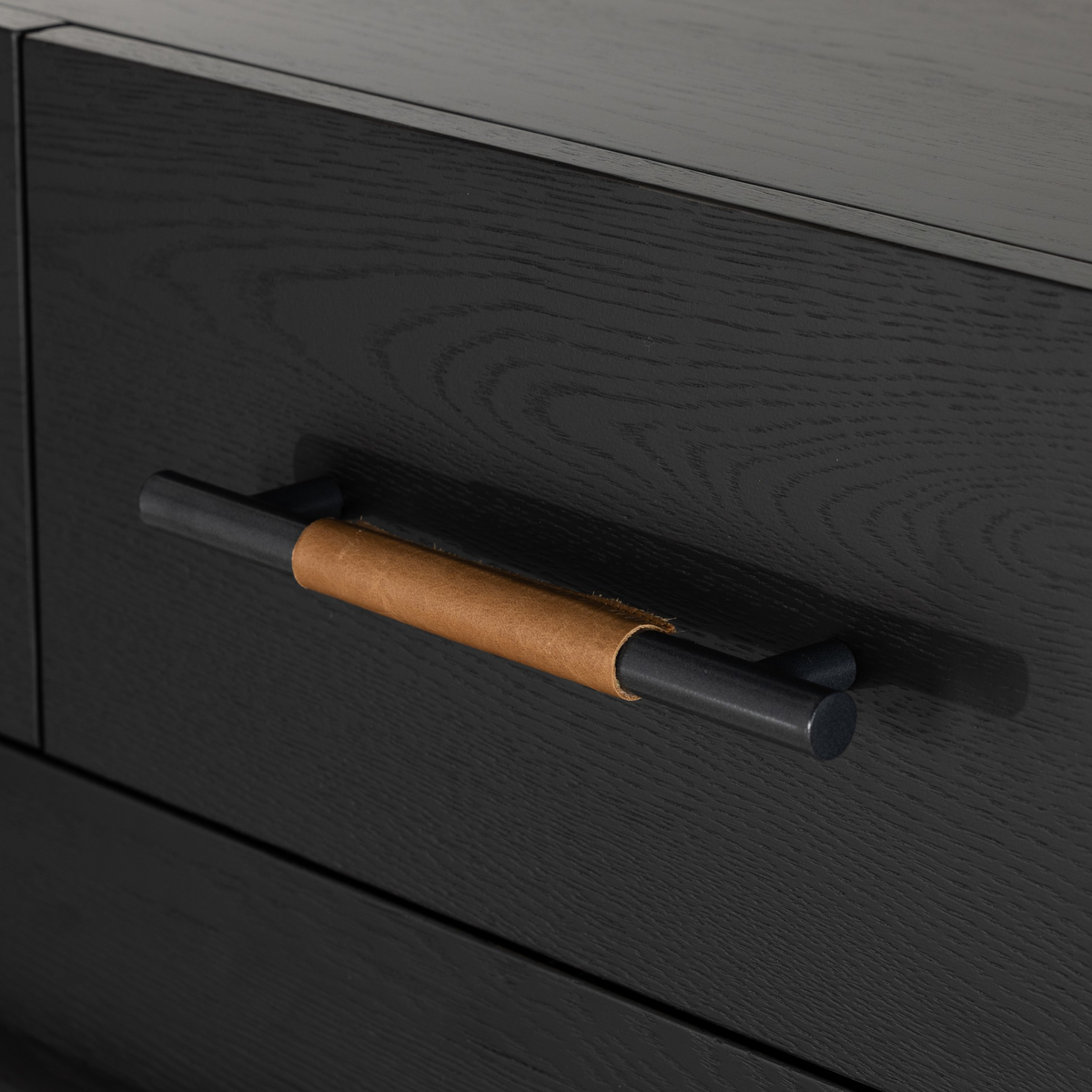 #color_ebony-oak-veneer