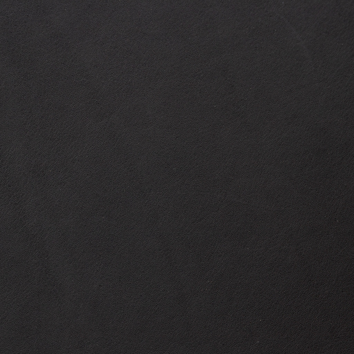 #color_heirloom-black