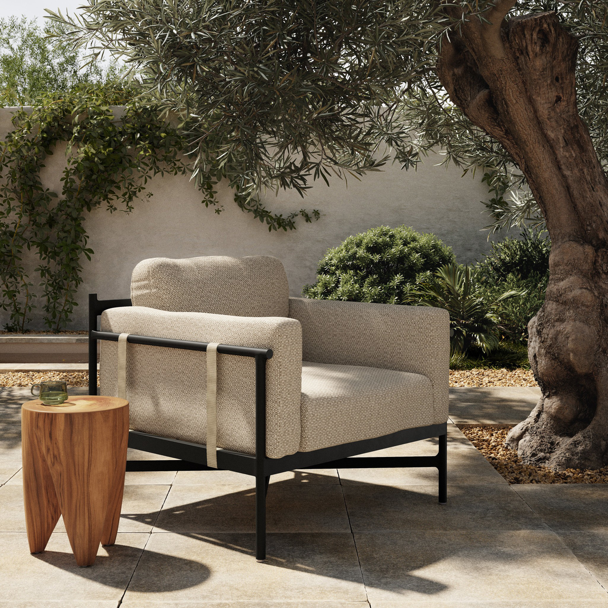 Hearst Outdoor Chair