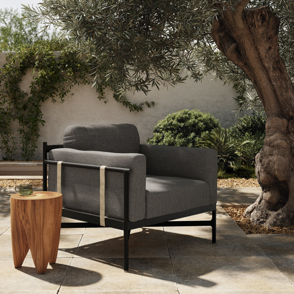 Hearst Outdoor Chair