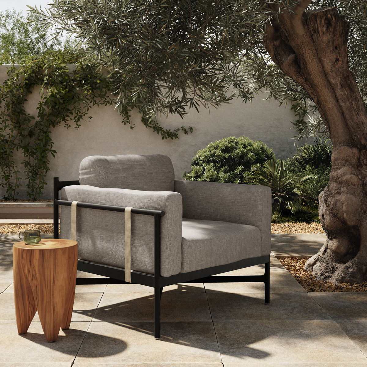 Hearst Outdoor Chair