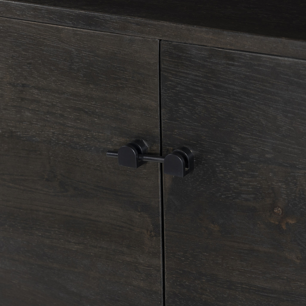 #color_worn-black-parawood
