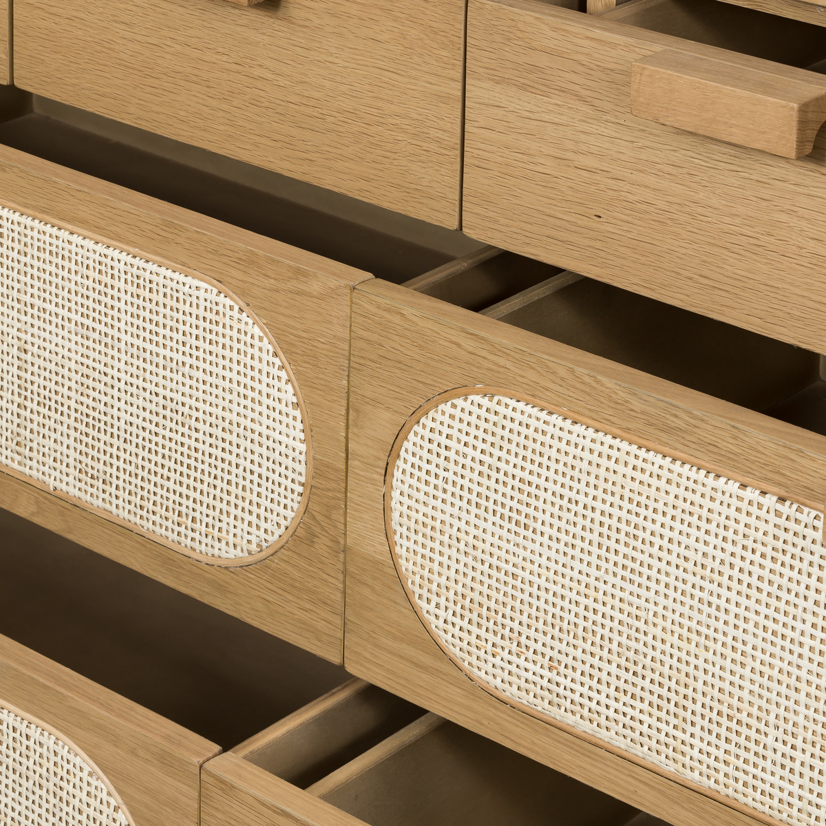 Allegra 8 Drawer Dresser