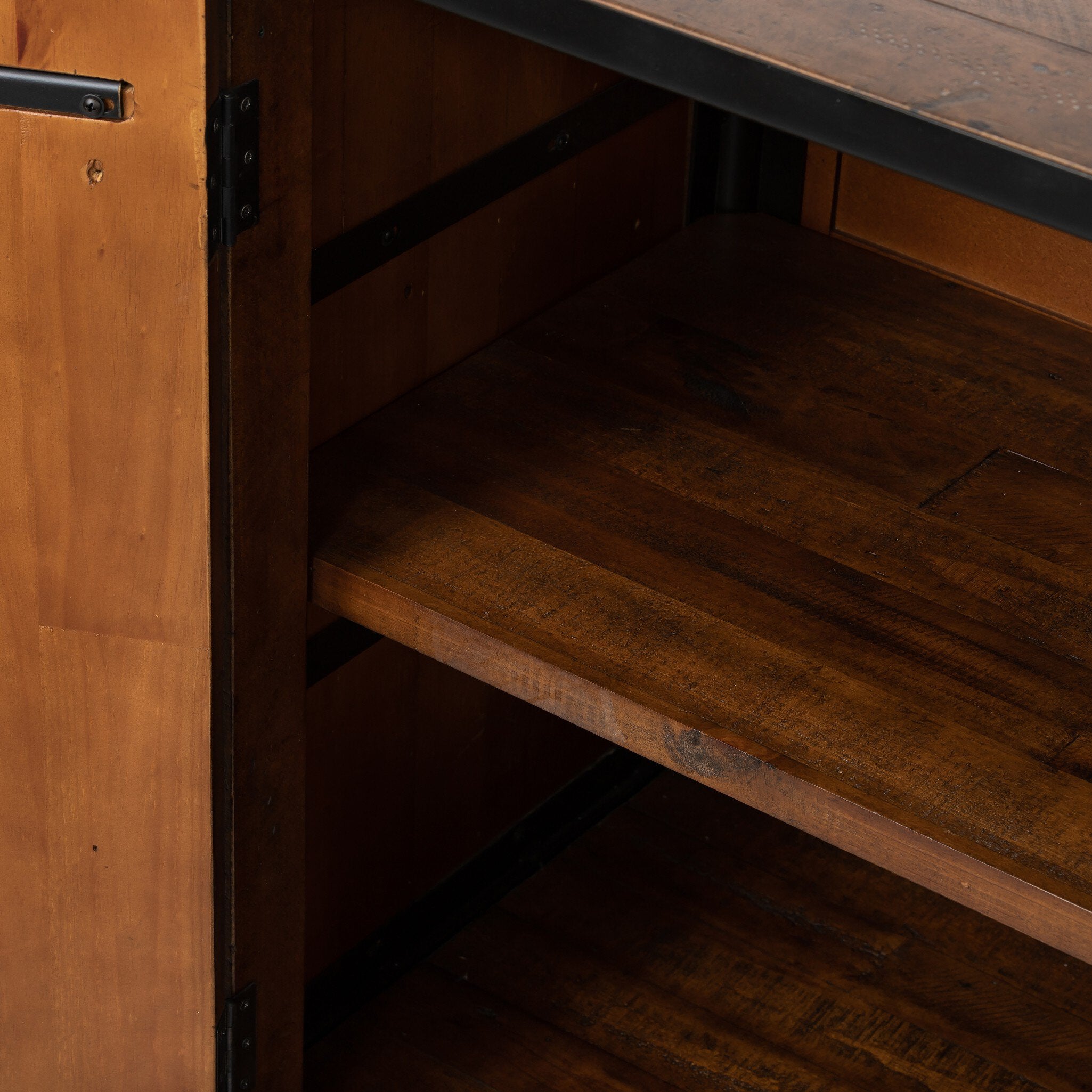 Ivana Sideboard