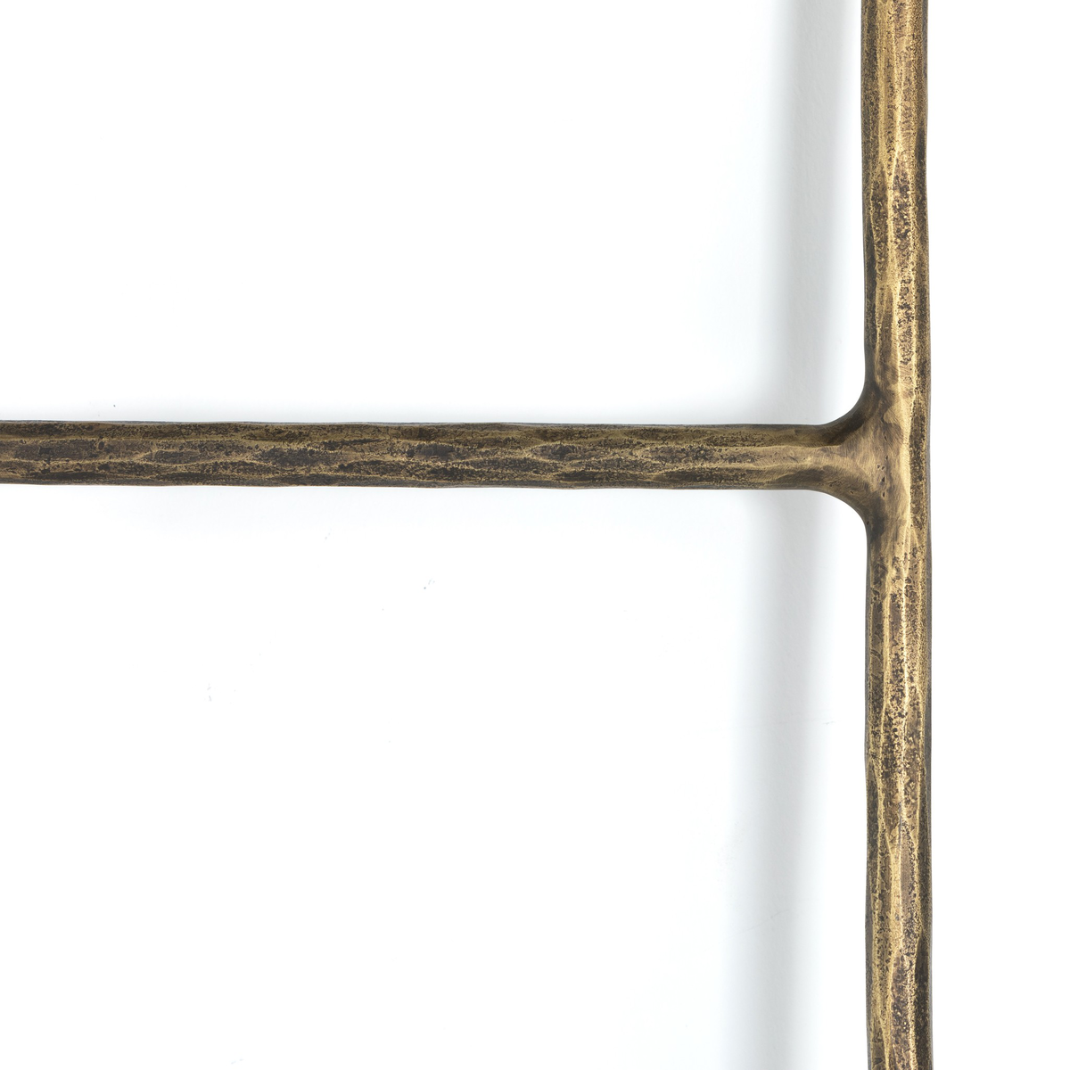 #color_hammered-aged-brass