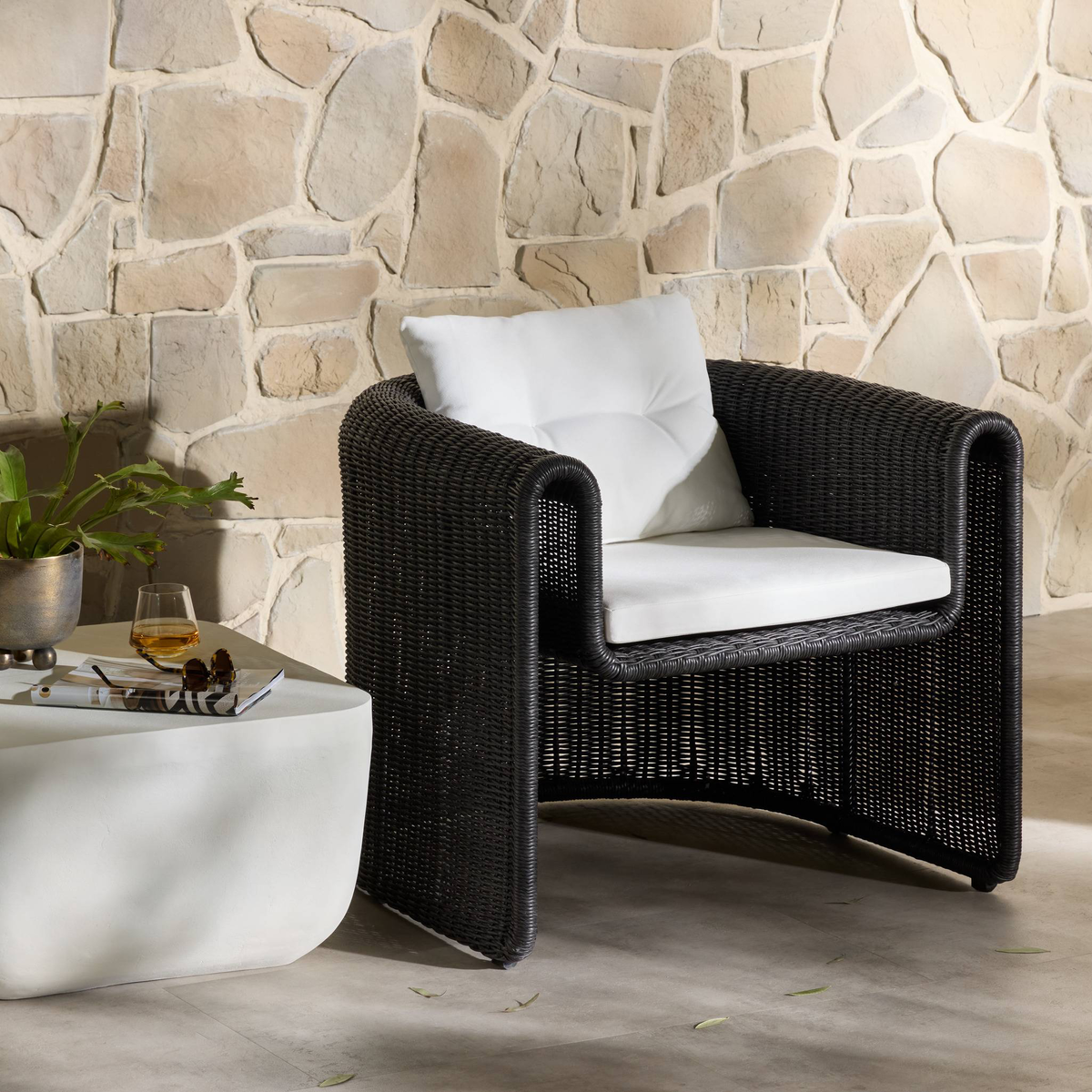 #color_outdoor/outdoor-chairs/outdoor-accent