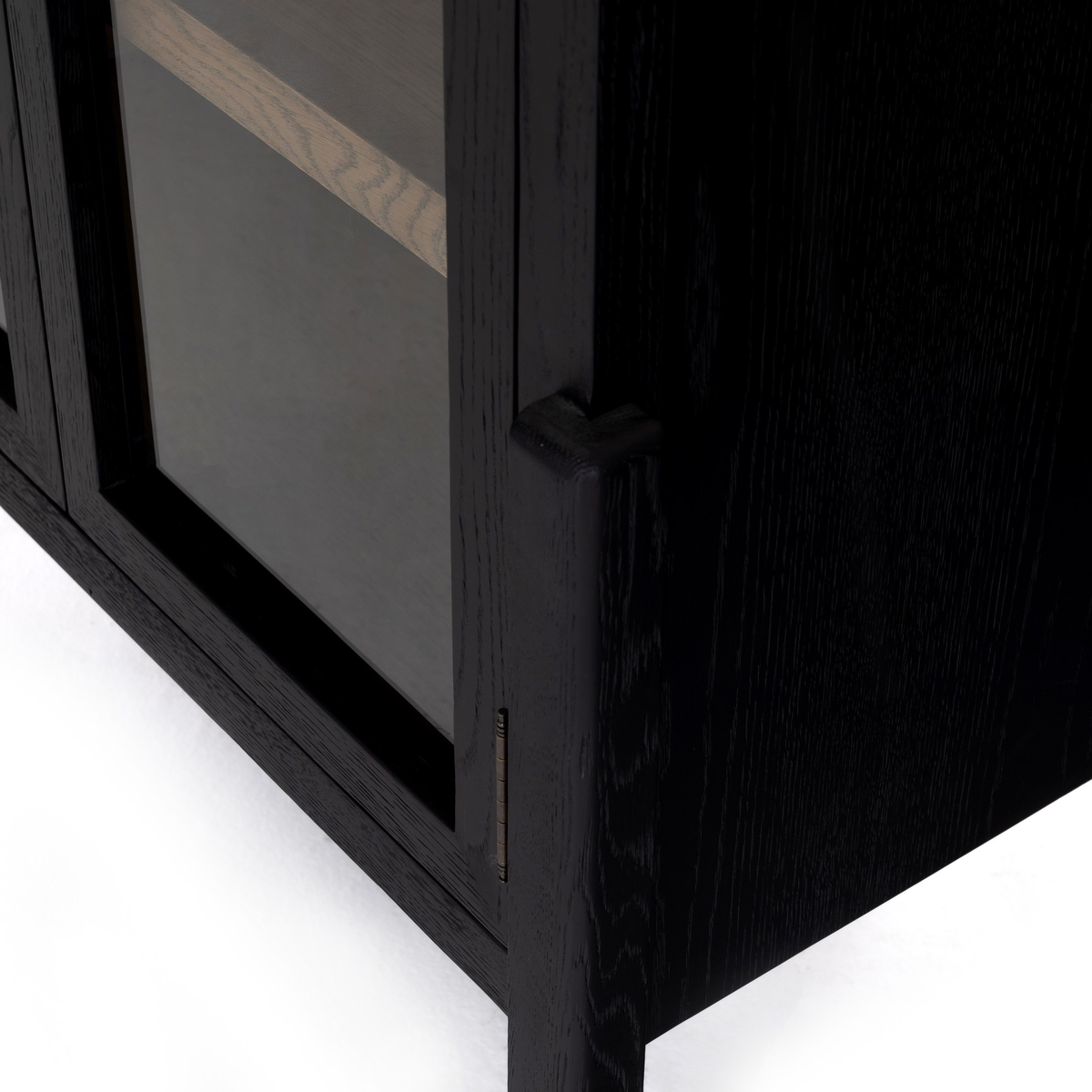 #color_drifted-matte-black-veneer