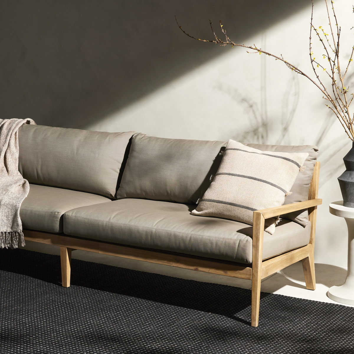 #color_royal-taupe