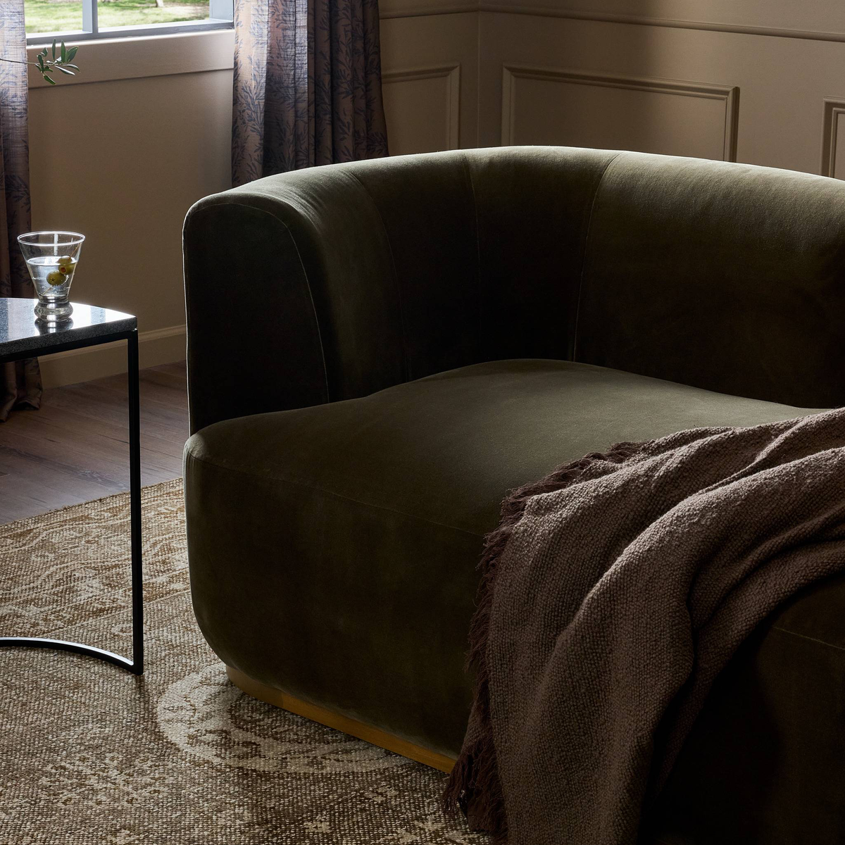 #color_surrey-olive