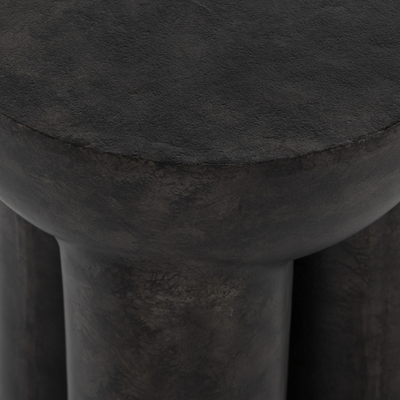 #color_raw-black