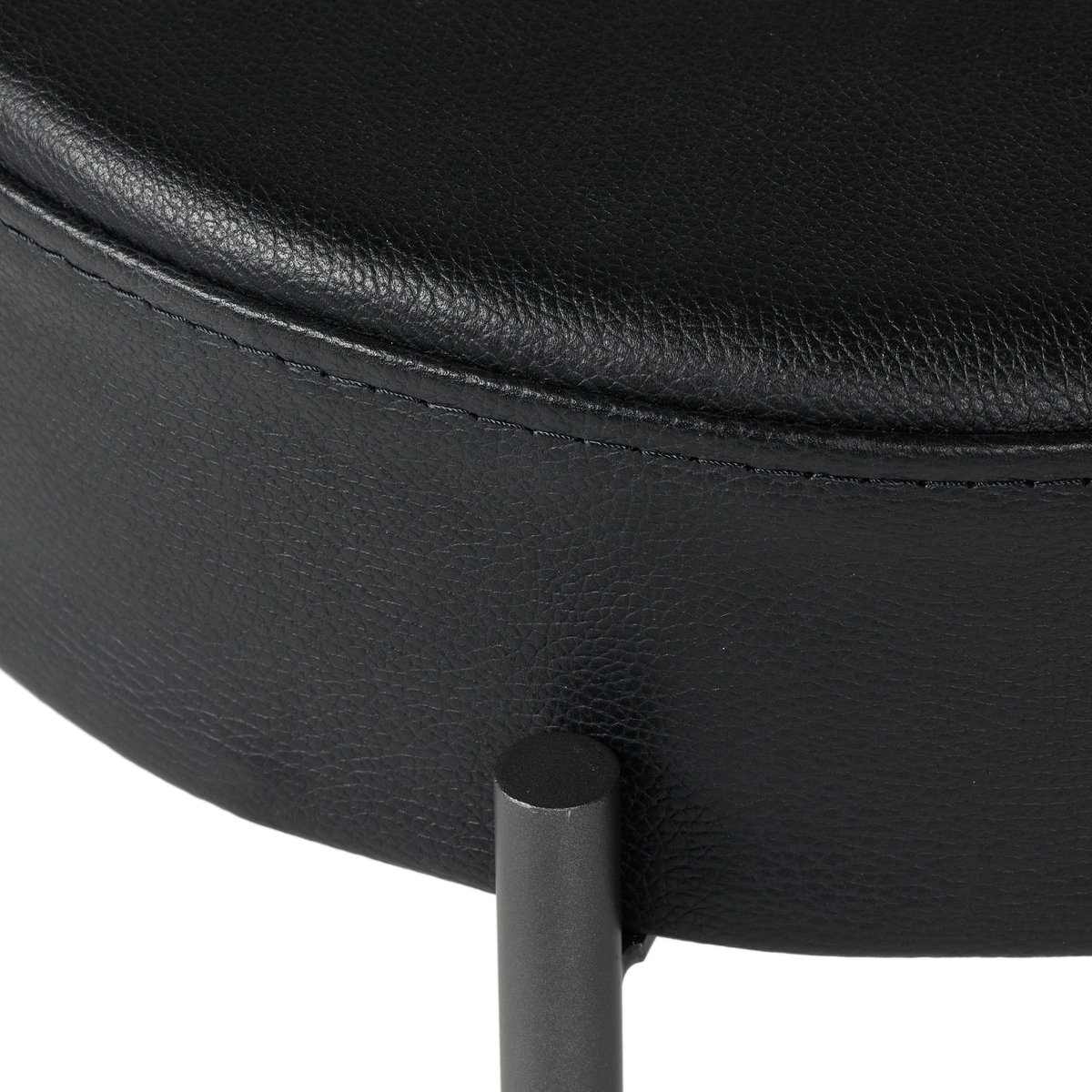 #color_black-leather