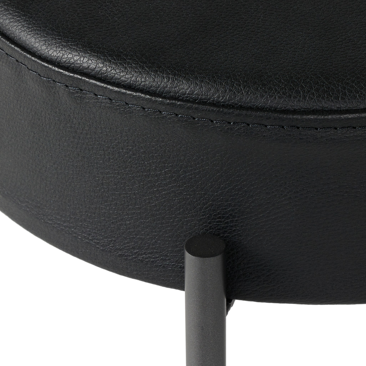 #color_black-leather