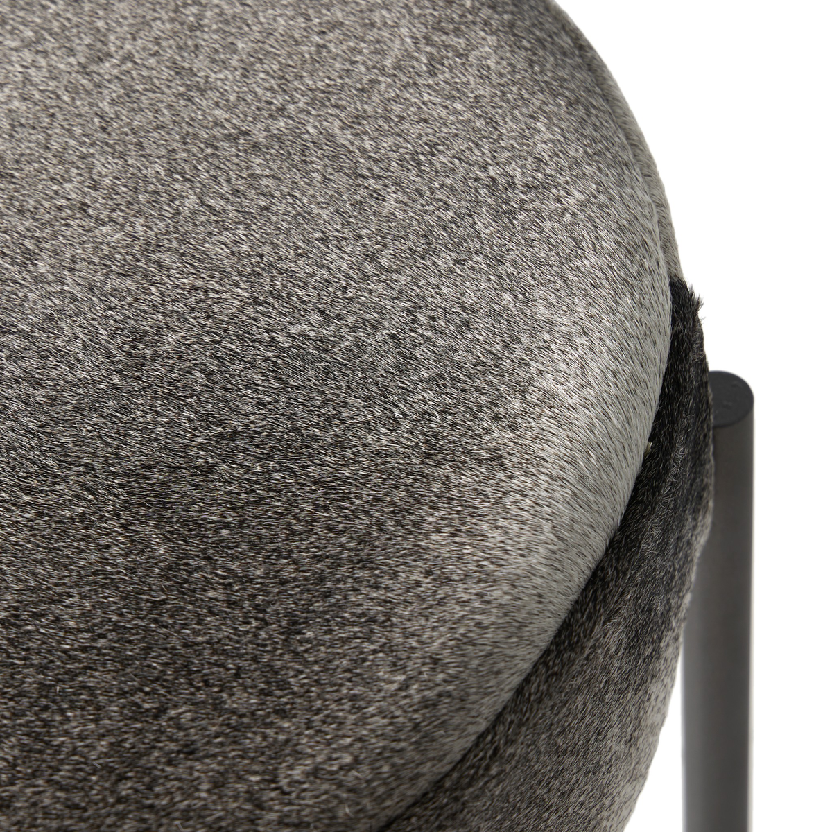 #color_black-&-white-speckled-hide