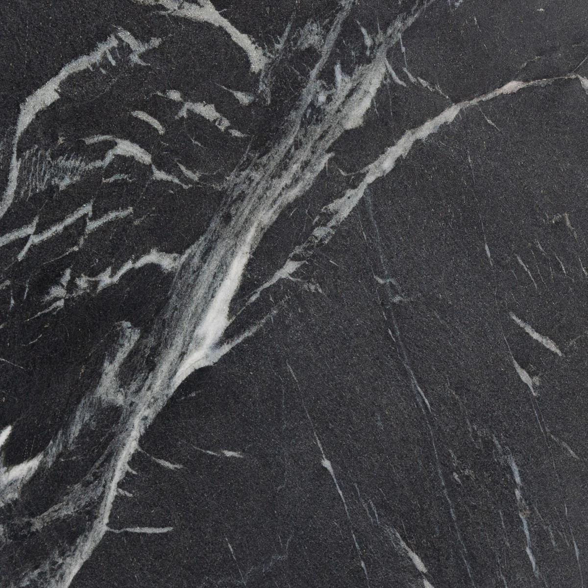 #color_dark-kettle-black