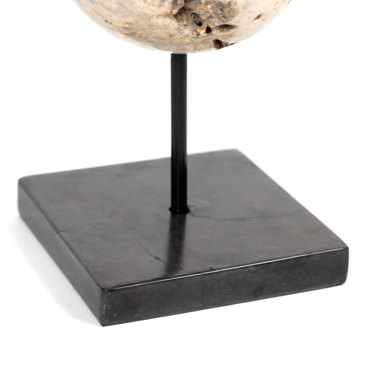 #color_black-marble