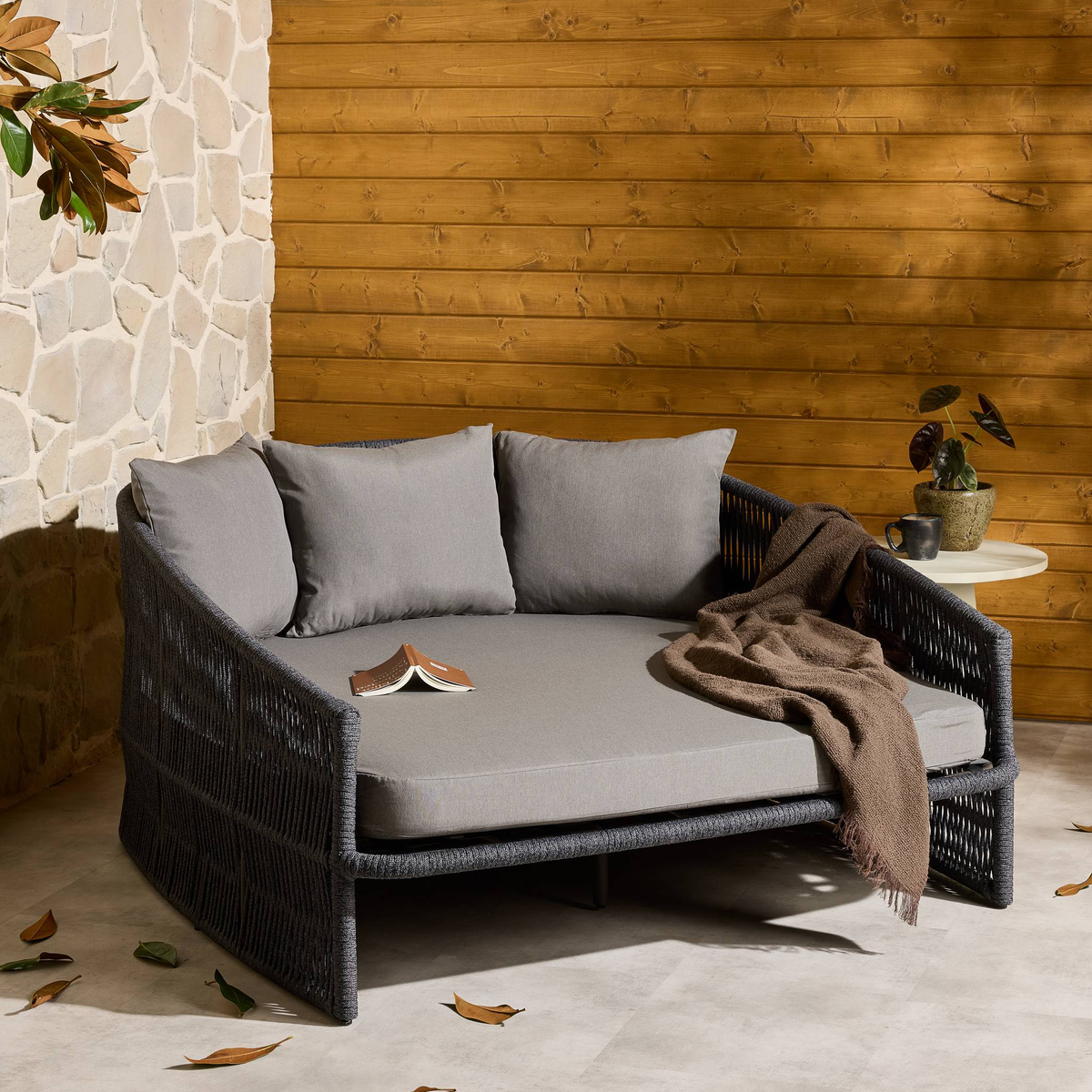 Porto Outdoor Daybed
