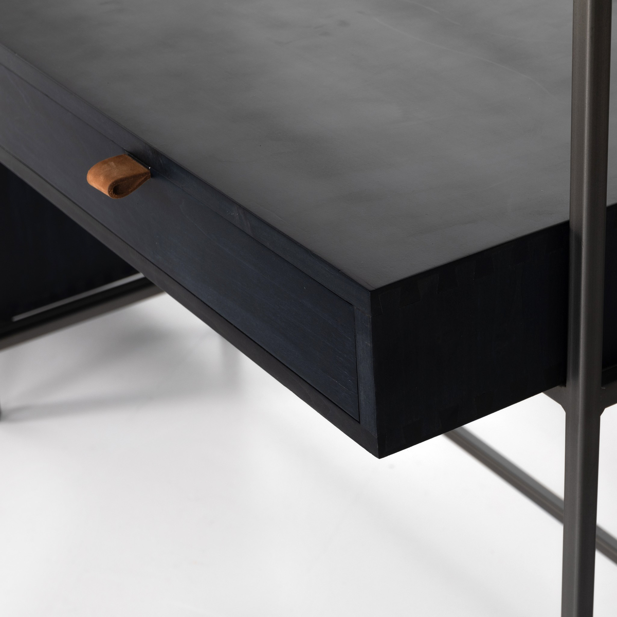 #color_black-wash-poplar