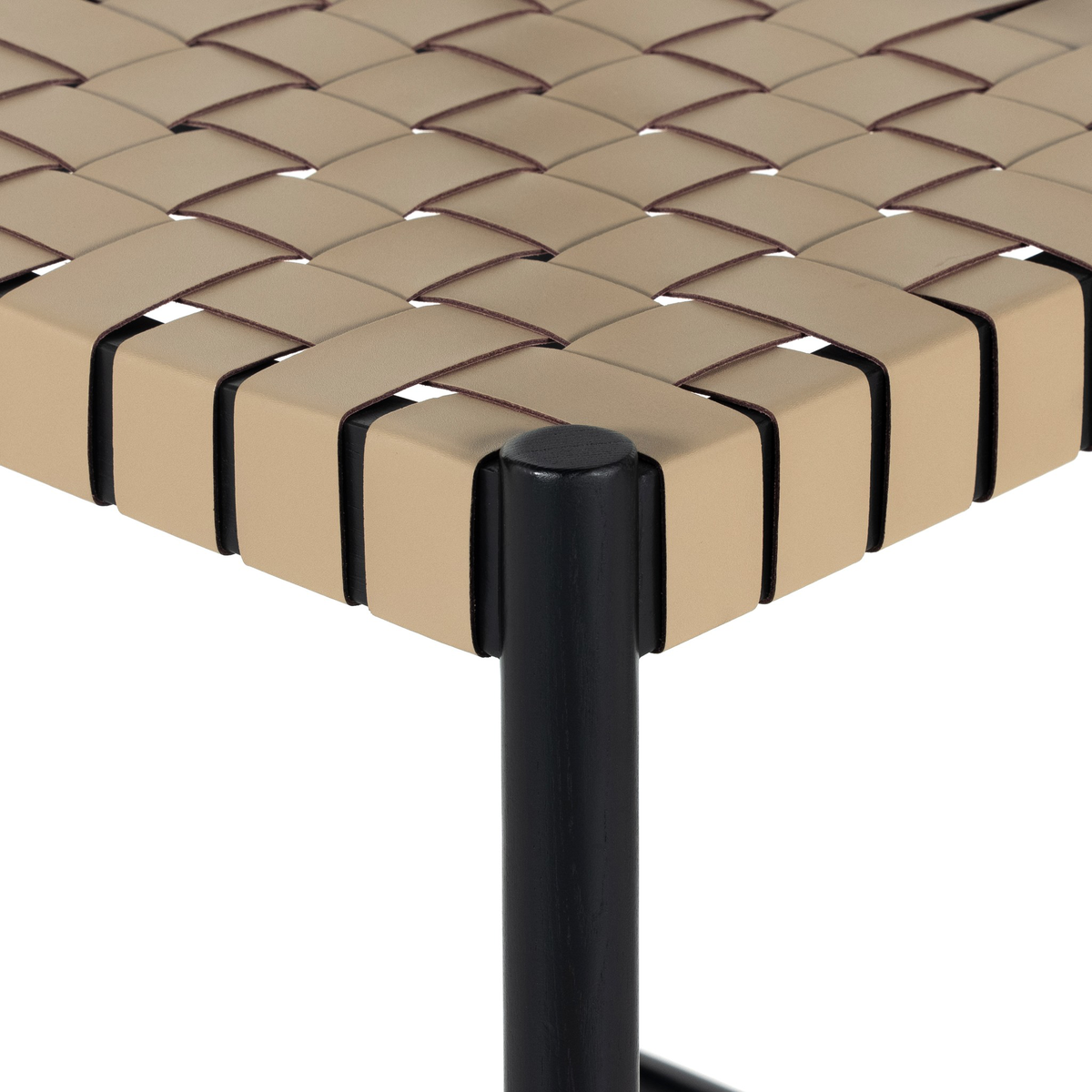 #color_almond-leather-blend