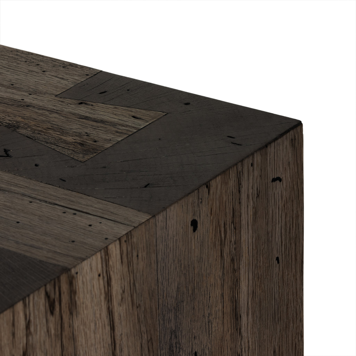 #color_ebony-rustic-wormwood-oak