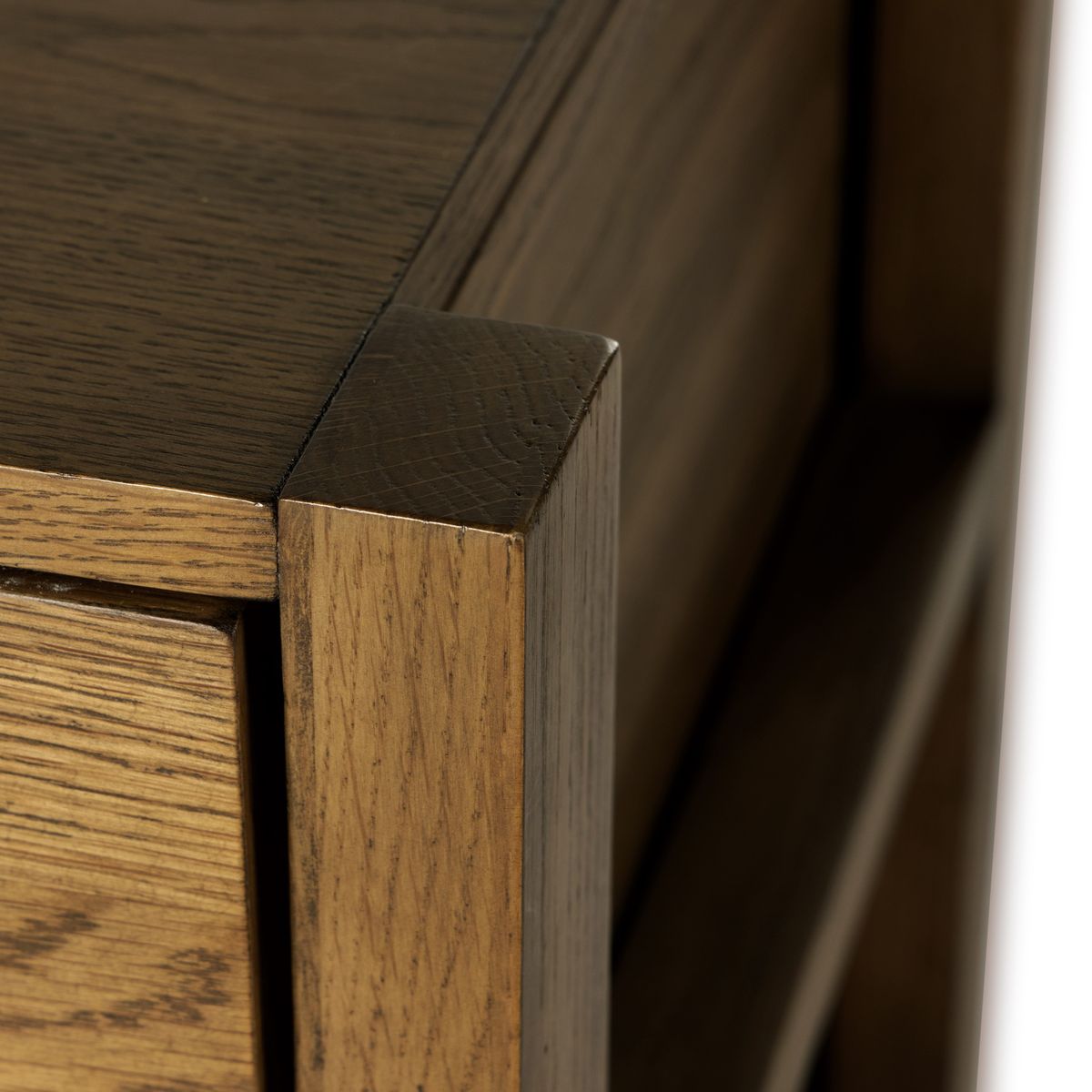 #color_tawny-oak-veneer