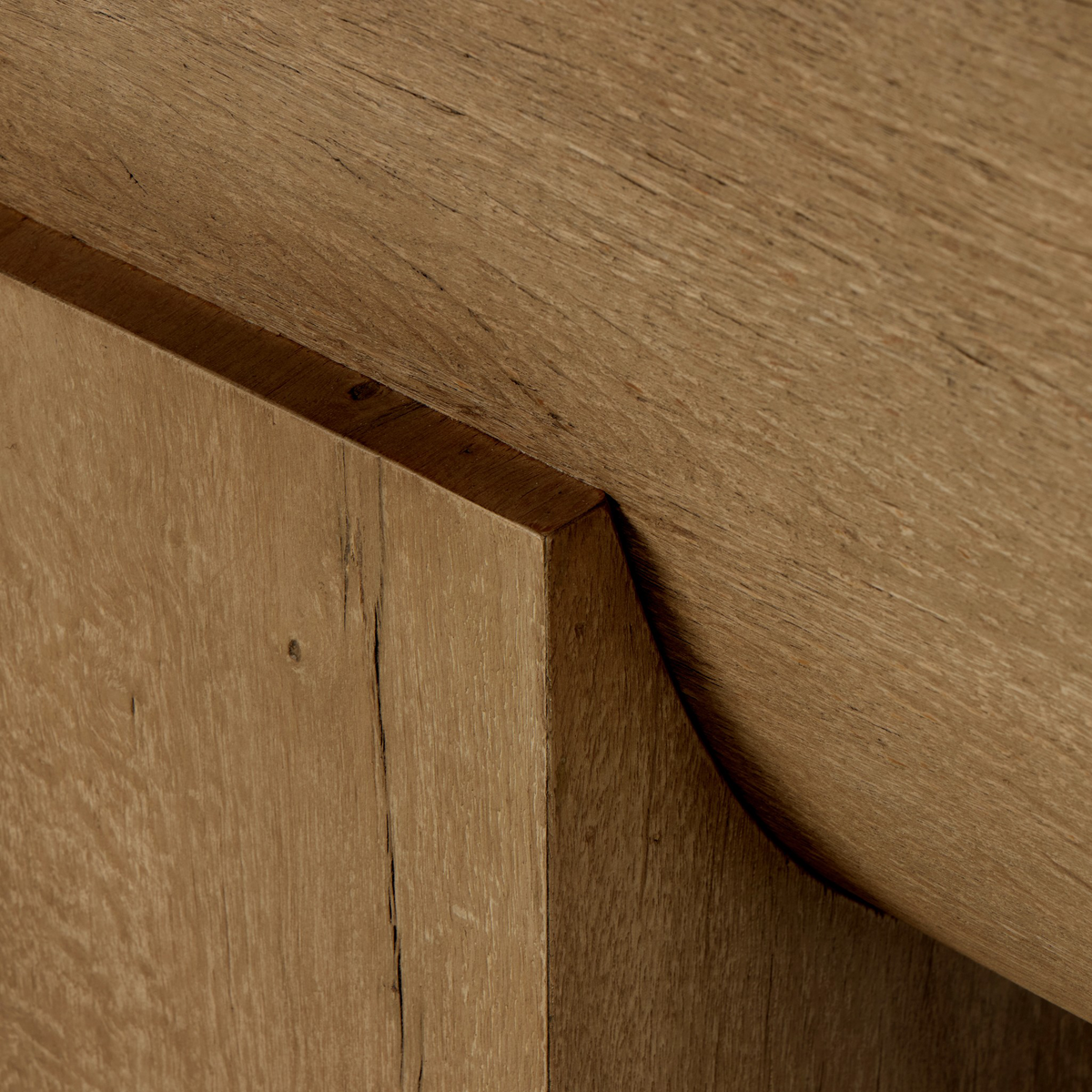#color_rustic-oak-veneer