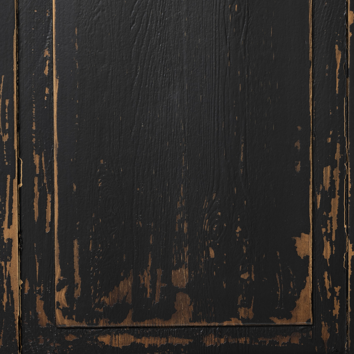 #color_distressed-black