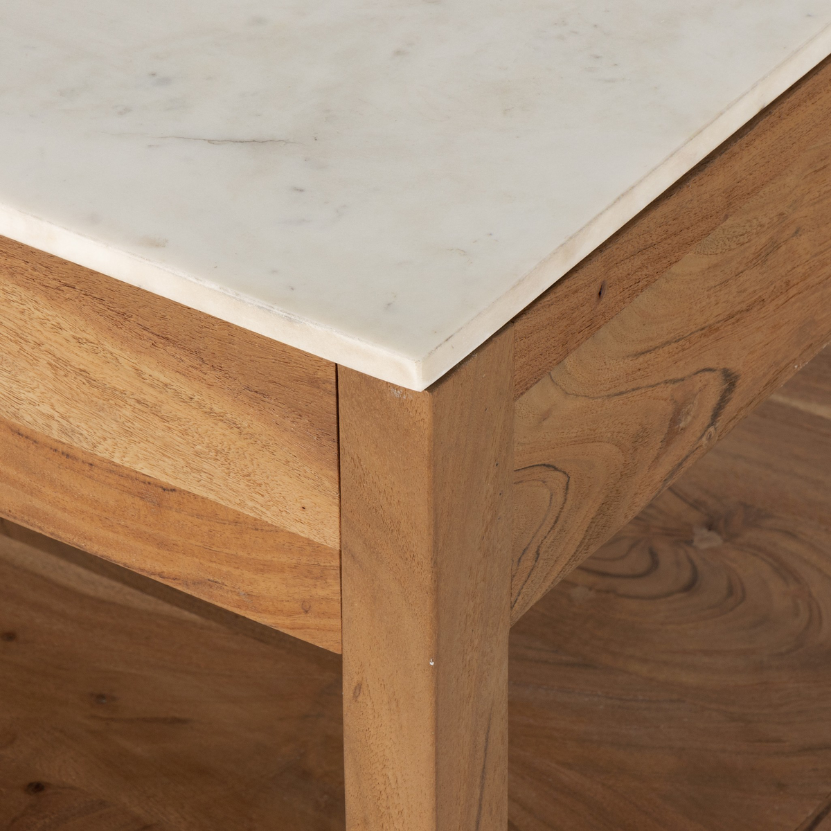 #color_white-marble