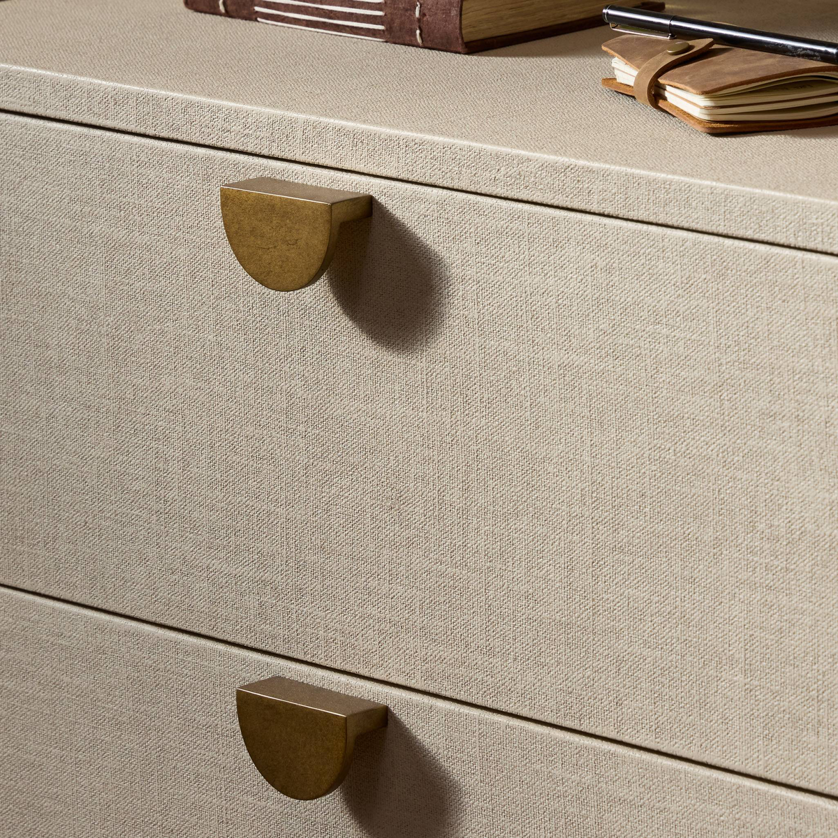 #color_ivory-painted-linen