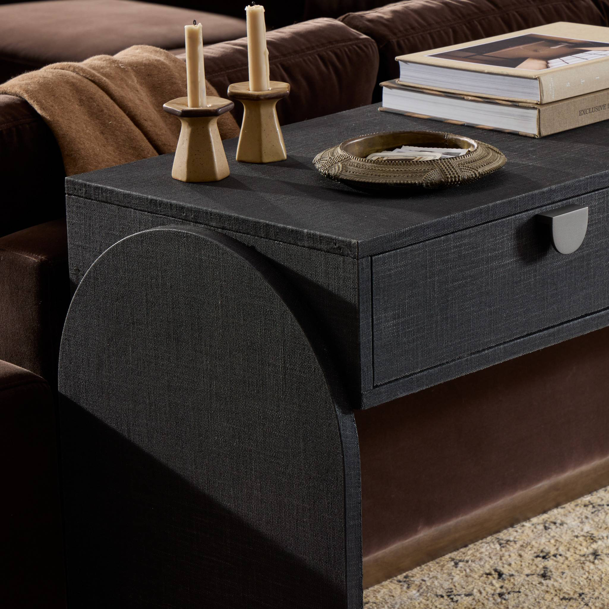 #color_black-linen